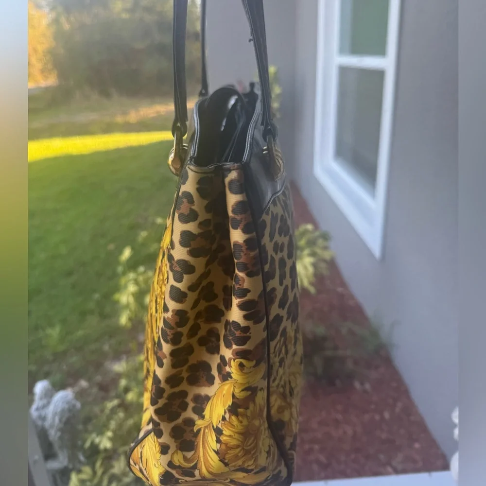 Versace vintage leopard sunburst W/ COA